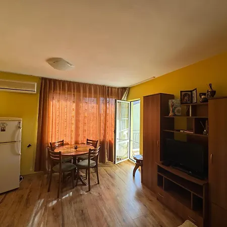 Radetsky Апартамент