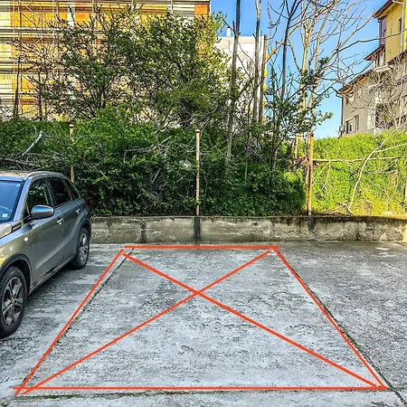 Appartamento Radetsky With Free Private Parking